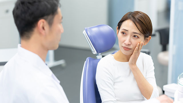 歯が抜けたまま歯抜けの状態で放置しているのは良くない？