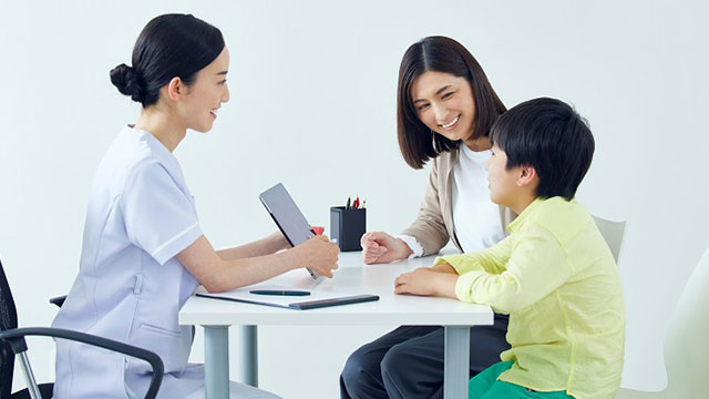 子供の矯正治療はいつから始めるのが良いの？小児矯正について