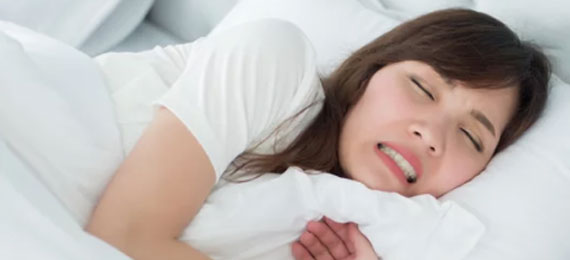 歯ぎしり